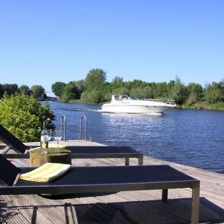 Riverside Holiday Home Near Amsterdam Nigtevecht Extérieur photo